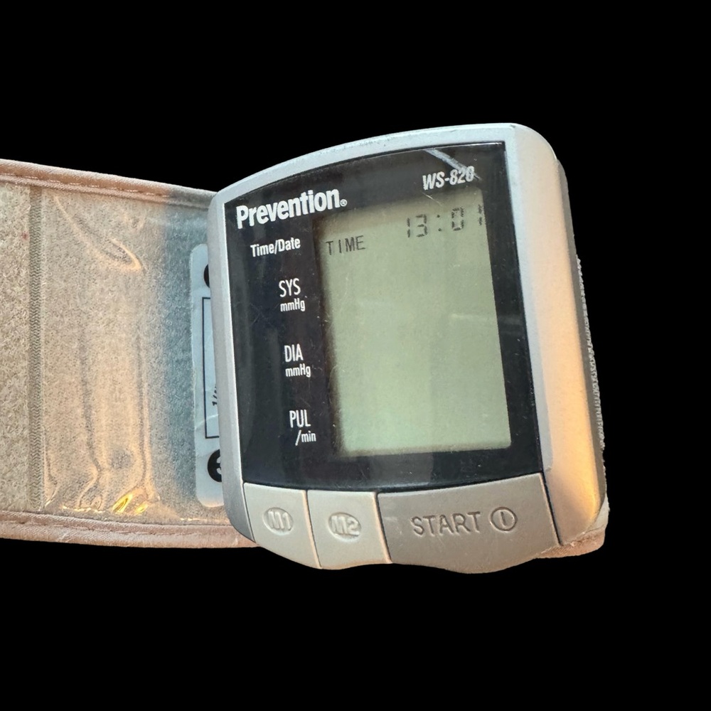 Blood Pressure monitor WS-820 Gray Wrist